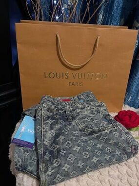 nwt Monogram Straight-Leg Jean